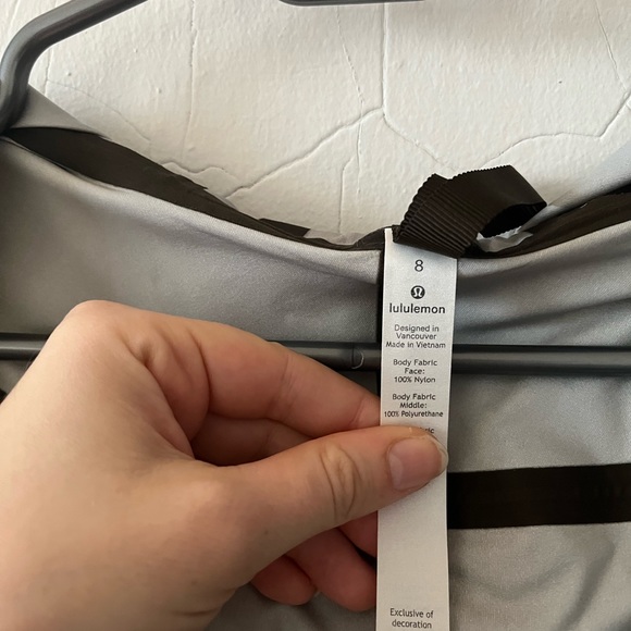 Lululemon Rain Chaser Rain Jacket, - Picture 3 of 10